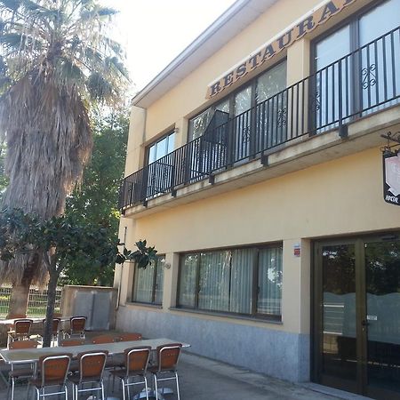 Hostal Torremirona Сальт Екстер'єр фото