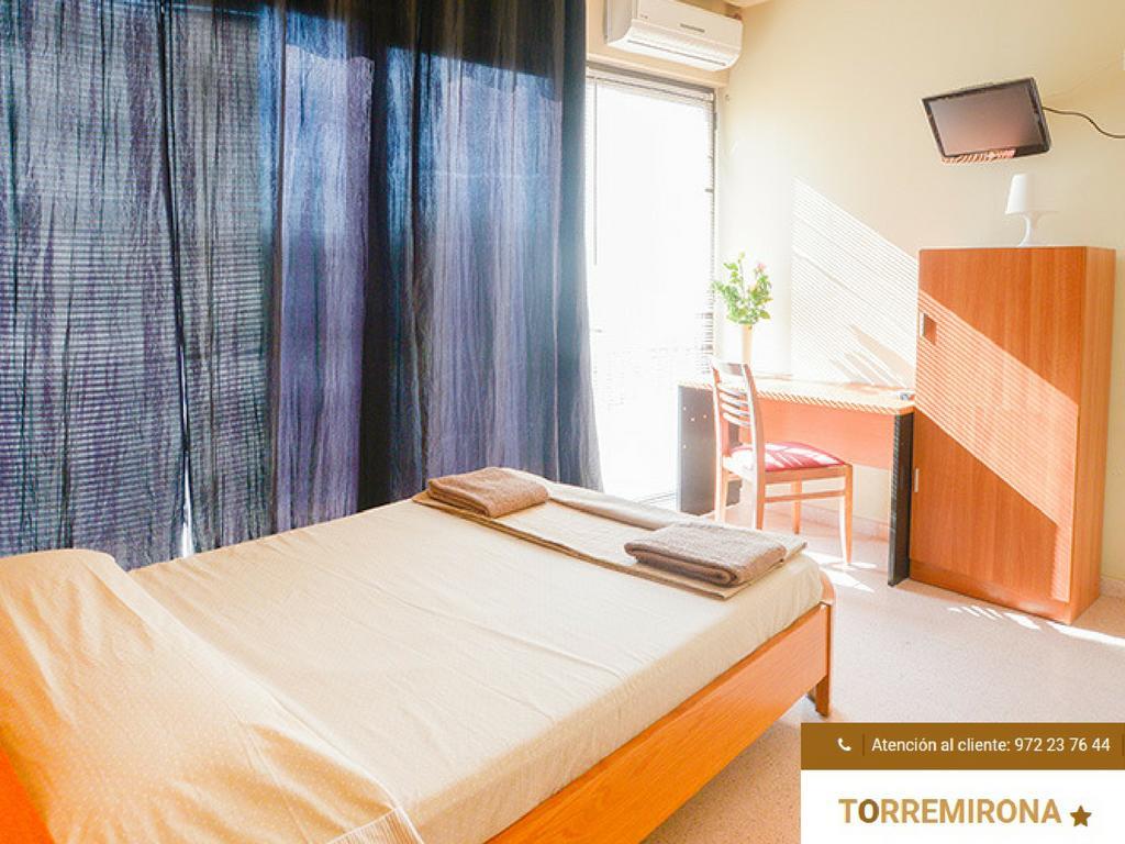 Hostal Torremirona Сальт Номер фото